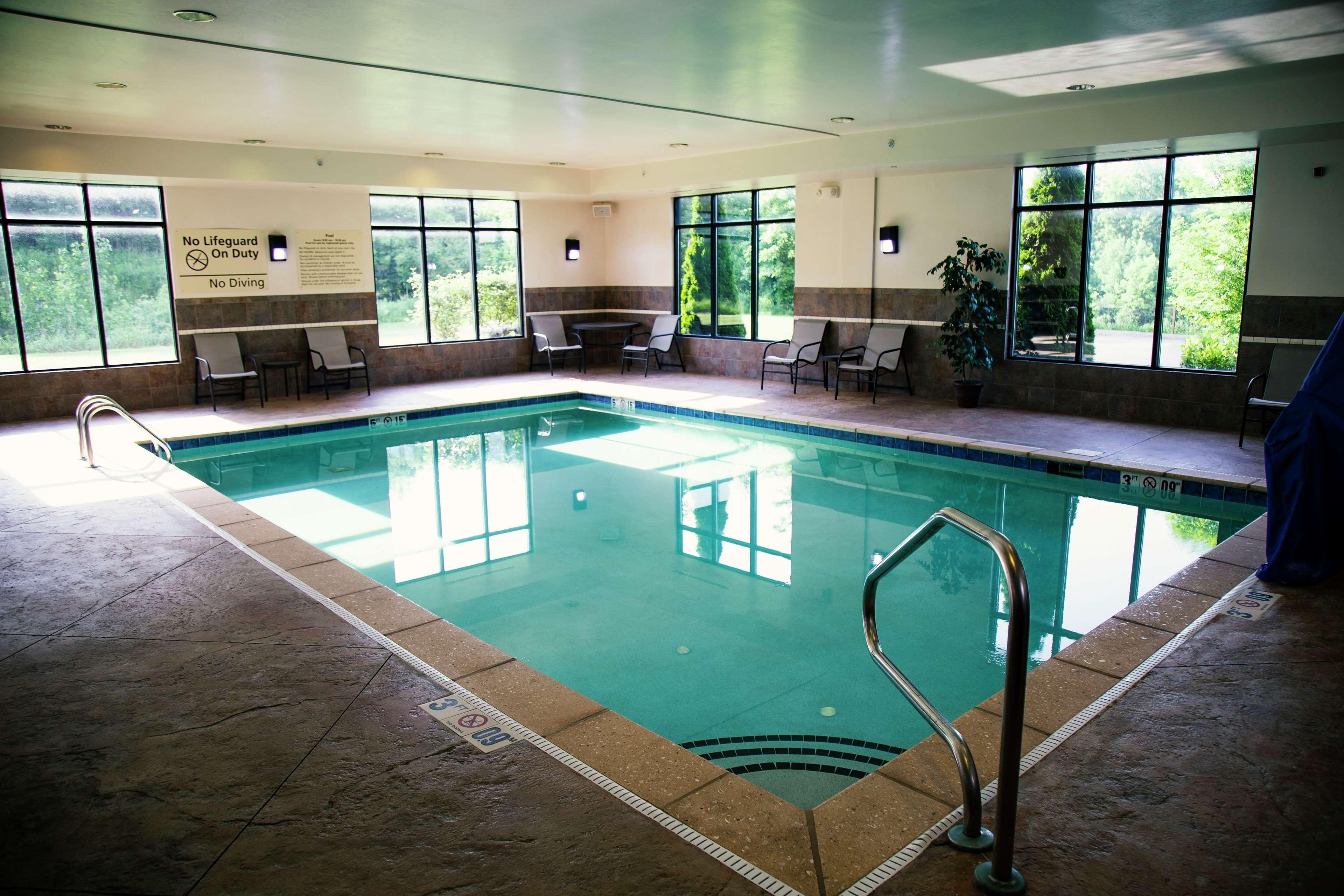 Hampton Inn & Suites Sharon West Middlesex Esterno foto