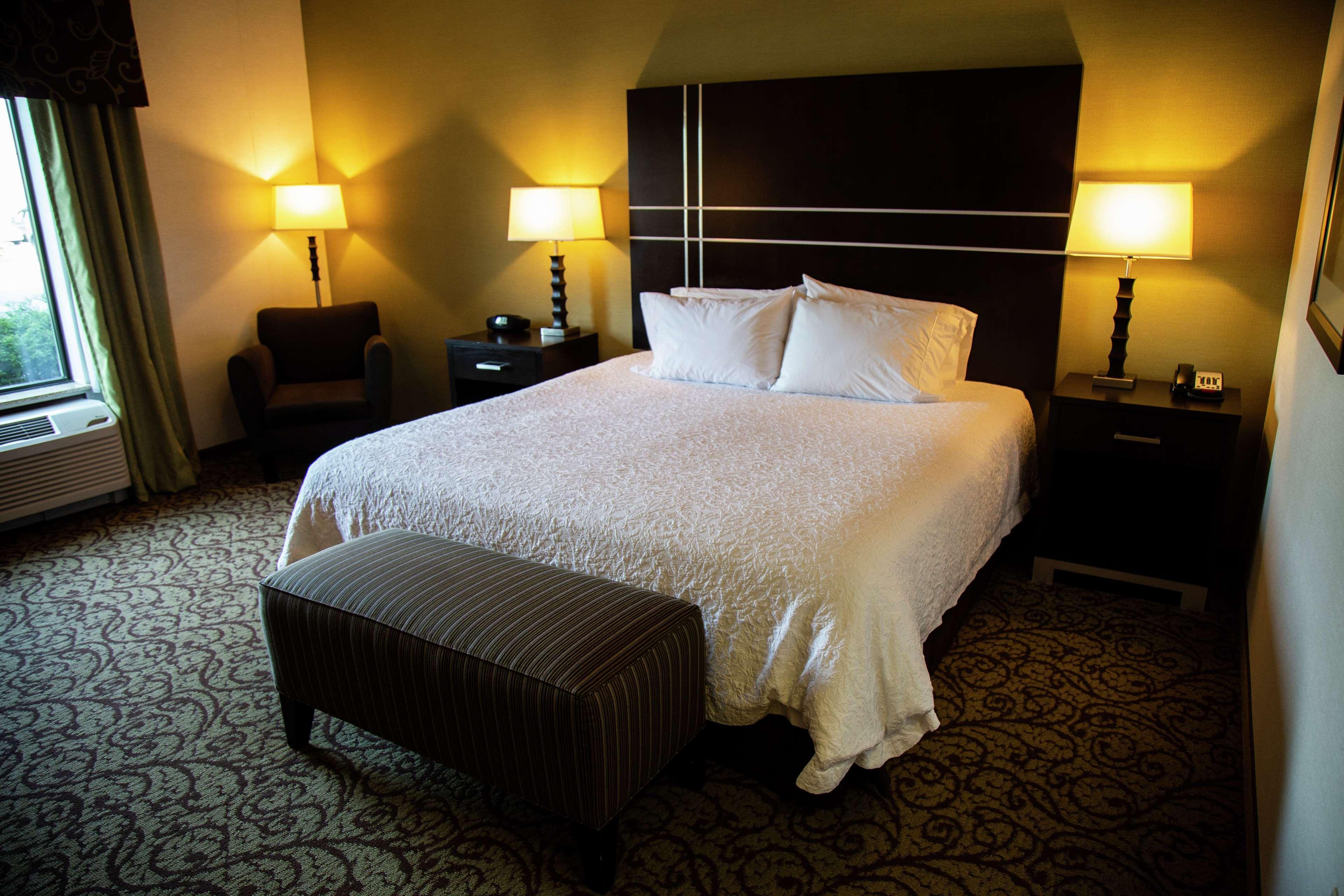 Hampton Inn & Suites Sharon West Middlesex Esterno foto
