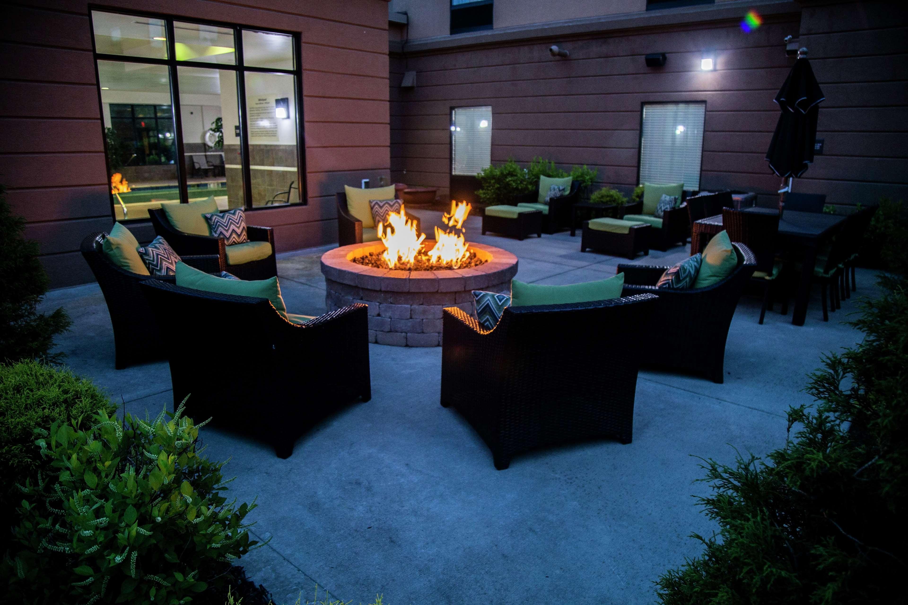 Hampton Inn & Suites Sharon West Middlesex Esterno foto