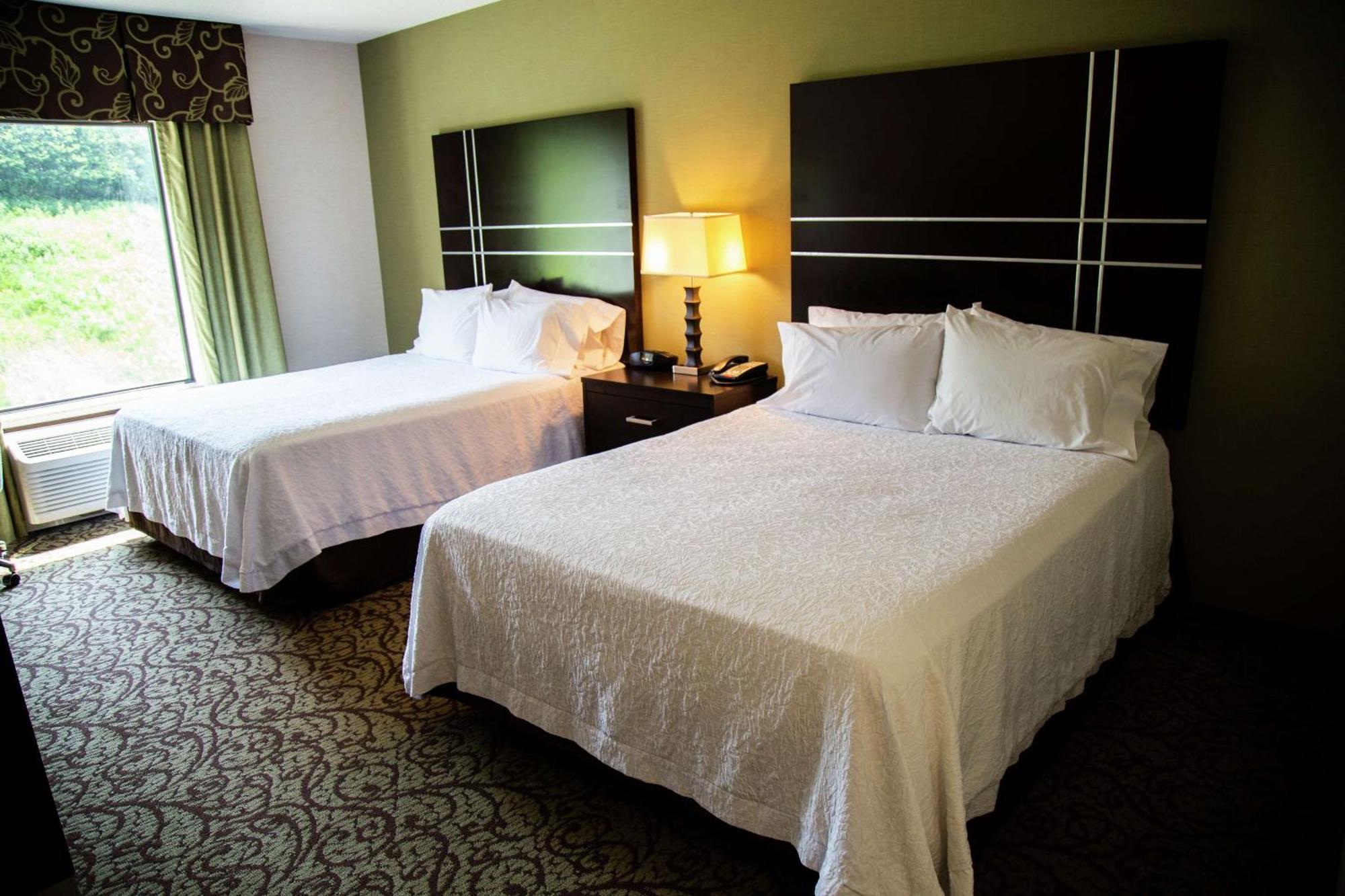 Hampton Inn & Suites Sharon West Middlesex Esterno foto